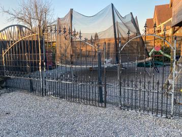 tuinpoort incl de looppoort gegalvaniseerd beschikbaar voor biedingen