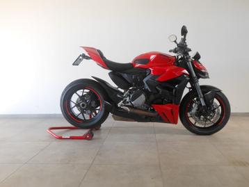 Ducati Streetfighter V2 beschikbaar voor biedingen