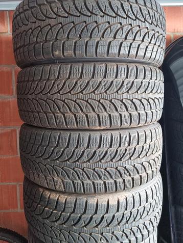 Bridgestone blizzak 235 45 19   95V winterbanden beschikbaar voor biedingen