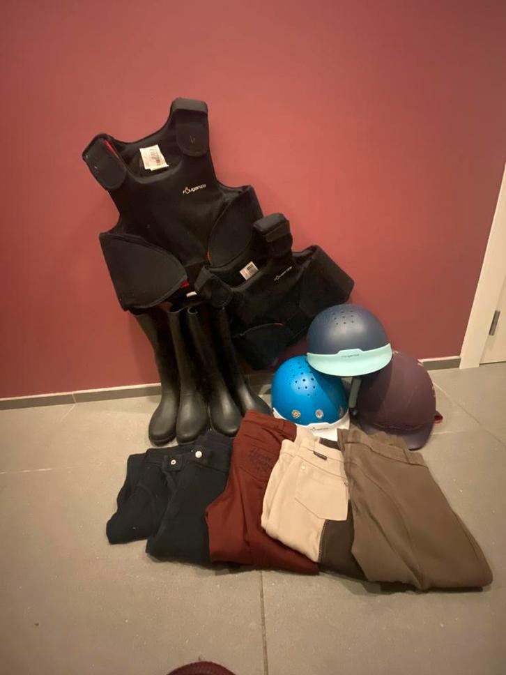 Paardrijden 8-10 jaar en 12-14 jaar (prijs zie zoekertje), Dieren en Toebehoren, Paardrijkleding, Zo goed als nieuw, Ophalen