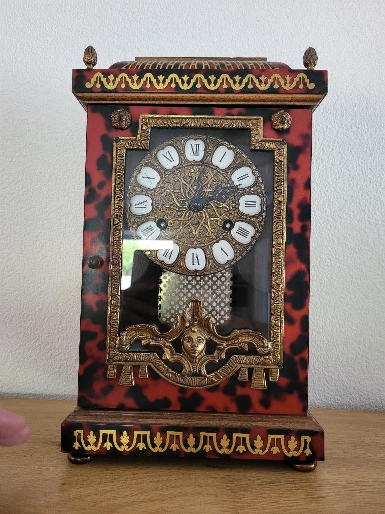 Boulle stijl schoorsteenklok met FHS Hermle BIM-BAM uurwerk, Ophalen