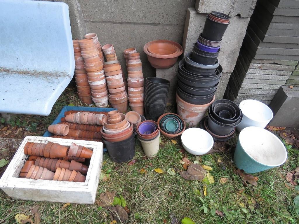 Bloempotten en schaaltjes, Tuin en Terras, Ophalen, Gebruikt, Aardewerk, Balkon