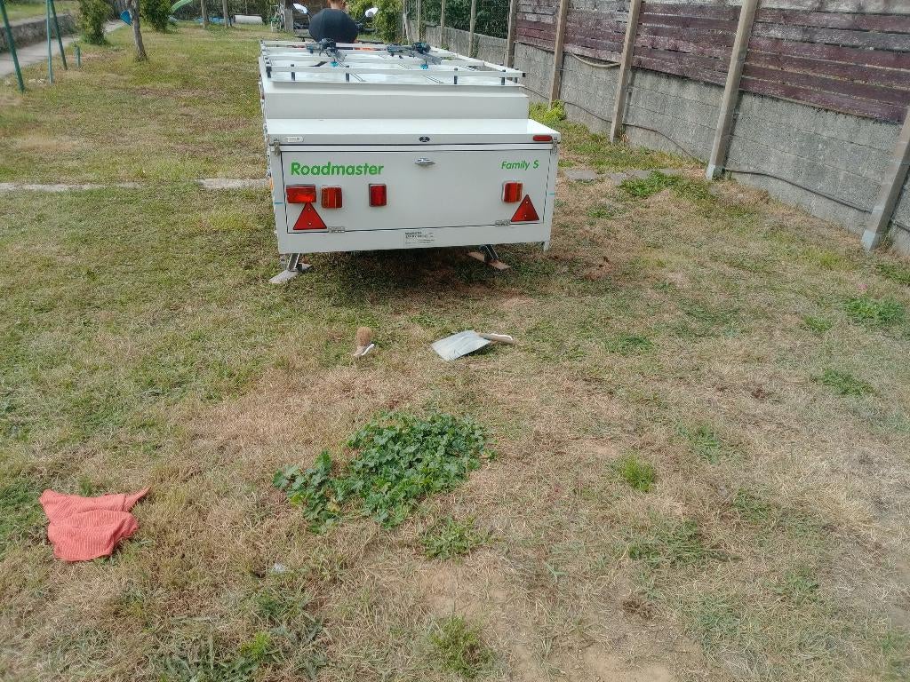 À vendre Caravane pliante roadmaster family s, Caravanes & Camping, Caravanes pliantes, Autres marques, jusqu'à 4, Beige, Présent