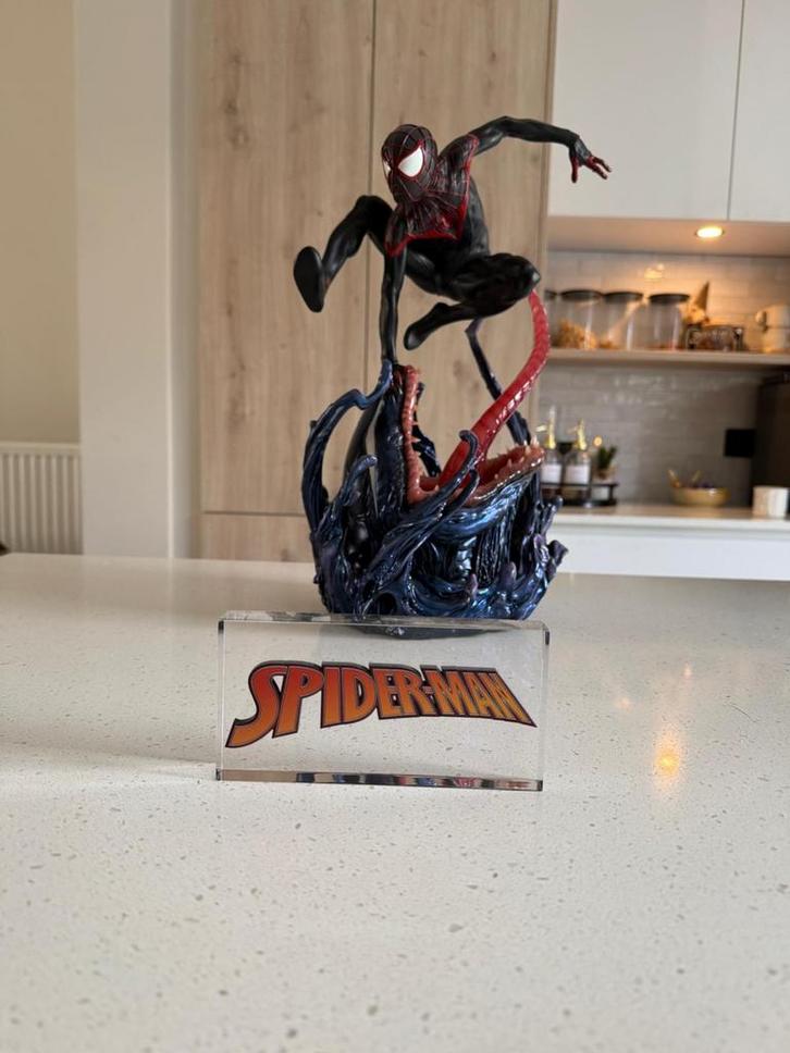 Spider-Man statue sideshow, Hobby en Vrije tijd, Modelbouw | Figuren en Diorama's, Zo goed als nieuw, Ophalen