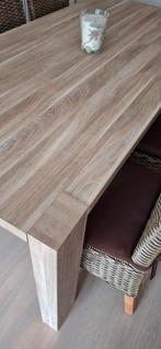 Eettafel, Enlèvement