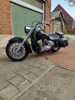 Honda Shadow VT750C van  2004, 750 cm³, Chopper, 2 cylindres, Particulier