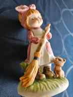 Vintage beeldje, Antiek en Kunst, Antiek | Porselein, Ophalen of Verzenden