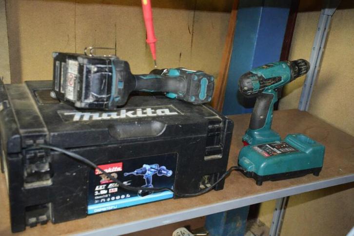 MAKITA boormachine 2 stuks, Doe-het-zelf en Bouw, Gereedschap | Boormachines, Gebruikt, Boormachine, Ophalen