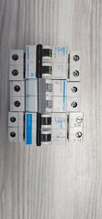 Automaten 2p 20A Hager en Vynckier gebruikt, Bricolage & Construction, Enlèvement ou Envoi