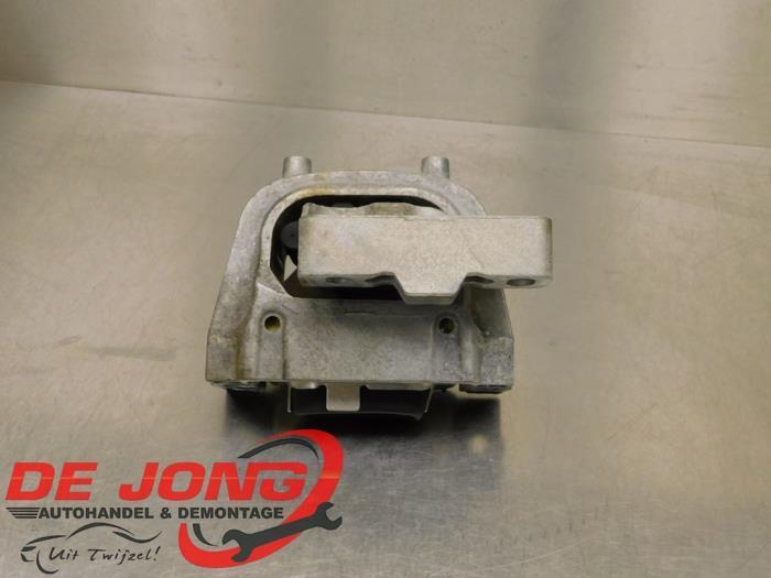 Support moteur d'un Skoda Octavia, Autos : Pièces & Accessoires, Suspension & Châssis, Skoda, Utilisé, 3 mois de garantie, Enlèvement ou Envoi