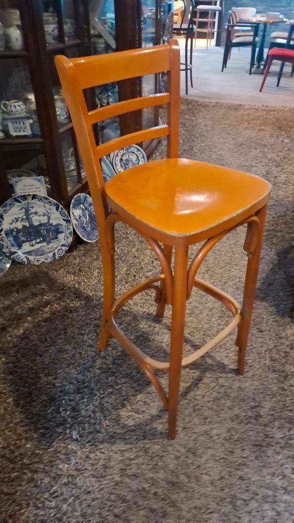 15 thonet barkrukken cafe bistro eventueel stoelen horeca, Huis en Inrichting, Barkrukken, Hout, Ophalen of Verzenden