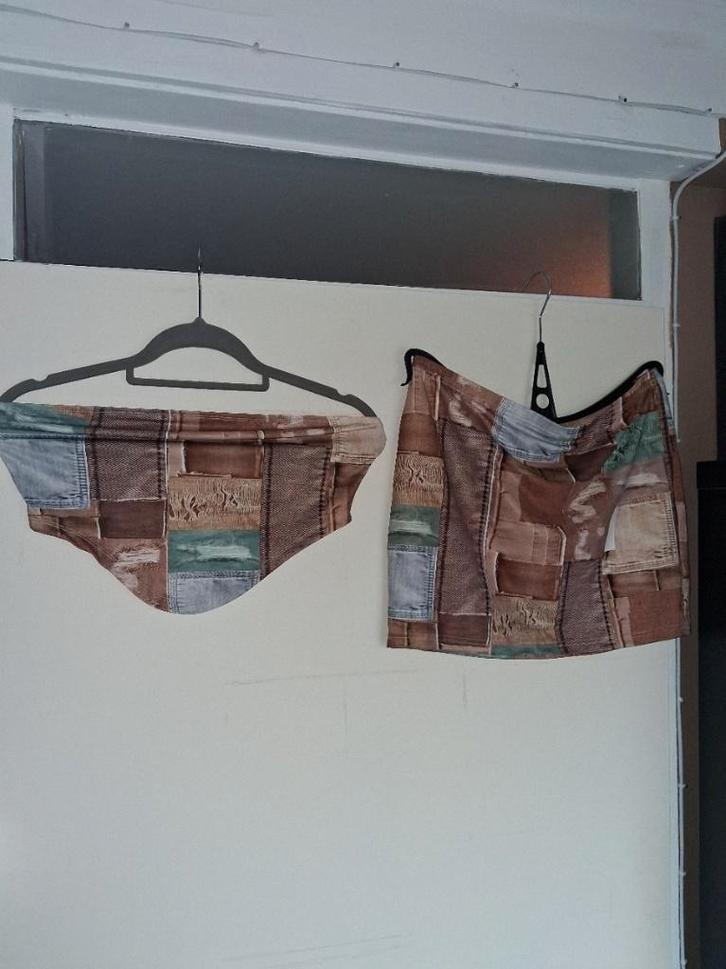 Patchwork Crop Top en Minirok Set maat L, Kleding | Dames, Rokken, Zo goed als nieuw, Maat 42/44 (L), Beige, Boven de knie, Verzenden