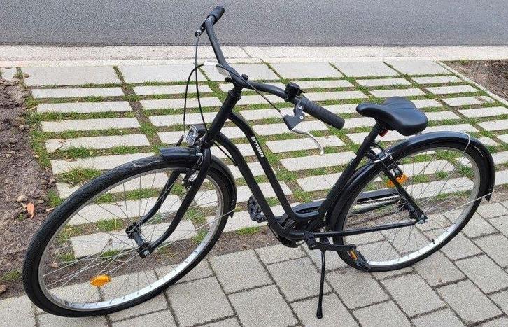 Nette zwarte B'TWIN Damesfiets / Stadsfiets – Elops 120, Fietsen en Brommers, Fietsen | Dames | Damesfietsen, Zo goed als nieuw