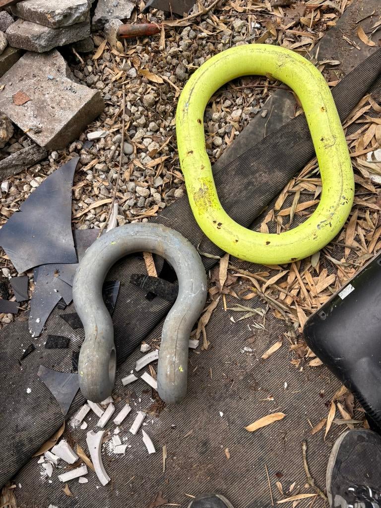 Metalen ringen, Ophalen