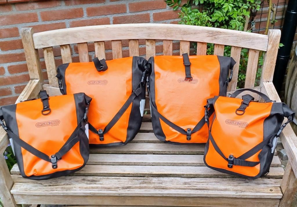 Ortlieb Classic fietstassen set (4 stuks z.g.a.n.), Fietsen en Brommers, Fietsaccessoires | Fietstassen, Zo goed als nieuw, Ophalen of Verzenden