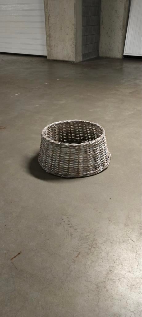 Kerstboom mand, 1 keer gebruikt (Kerst 2025), Diversen, Ophalen, Zo goed als nieuw