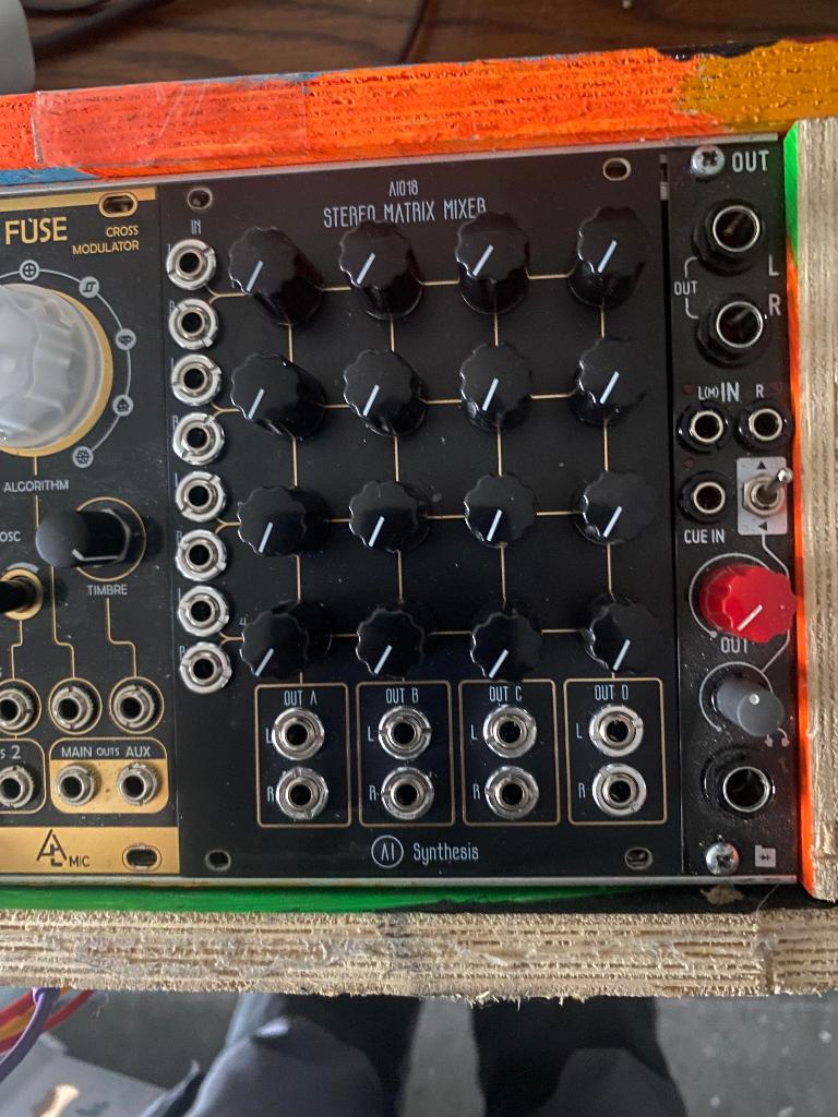 AI Synthesis Black Stereo Matrix mixer, Ophalen of Verzenden, Zo goed als nieuw
