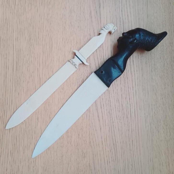 Lot 2 coupe papier Mangbetu 1930 periode coloniale africain, Collections, Signets, Envoi