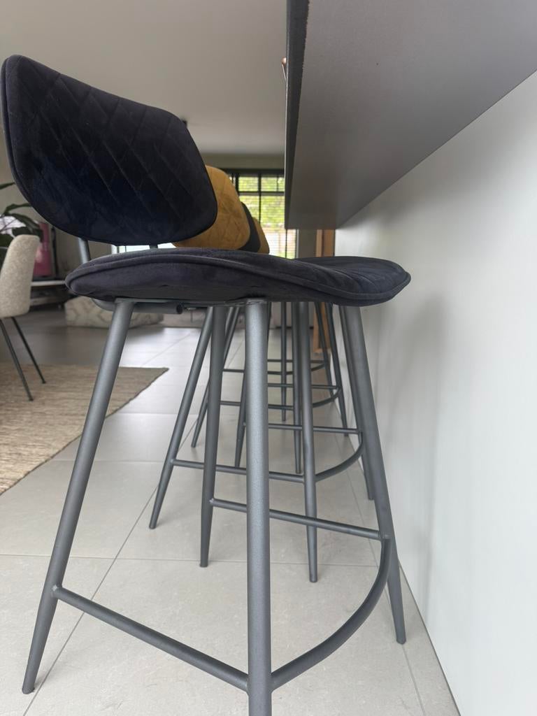 Barkrukken set van 4 zithoogte 67 cm, Huis en Inrichting, Ophalen, Met voetsteun, 60 tot 90 cm, Zo goed als nieuw