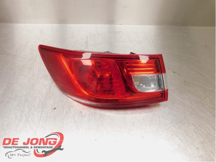 Achterlicht links van een Renault Clio, Gebruikt, -, Renault, -
