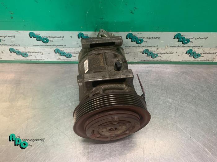 Pompe clim d'un Fiat Bravo, Autos : Pièces & Accessoires, Autres pièces automobiles, Fiat, Utilisé, 3 mois de garantie, Enlèvement ou Envoi