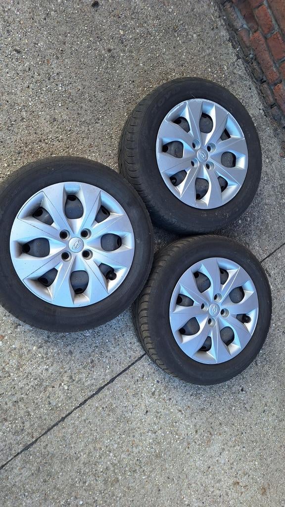 Roues I20 à donner, Enlèvement, Pneu(s)