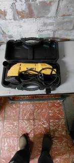 Driehoekschuurmachine van powerplus x05490, Bricolage & Construction, Outillage | Ponceuses, Enlèvement ou Envoi, Utilisé, 600 à 1200 watts