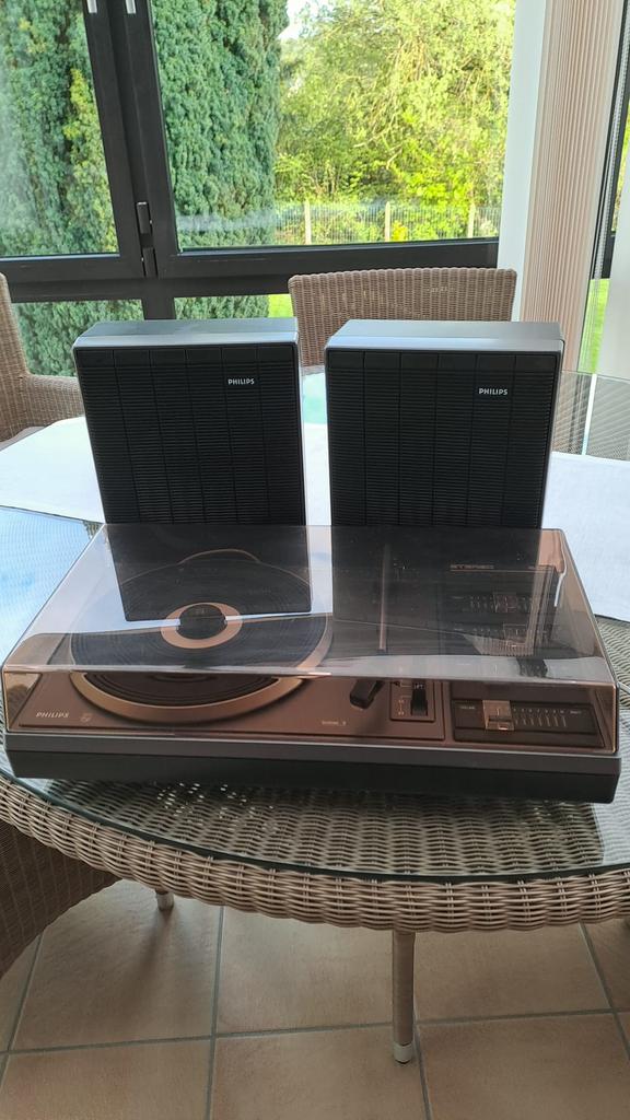 Tourne-disques plus baffles marque Philips, Enlèvement, Comme neuf