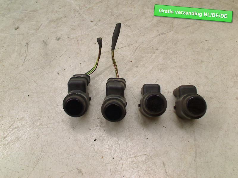 ENSEMBLE CAPTEURS AIDE AU STATIONNEMENT Audi A4 Avant (B8), Dhr. R. de Gouw, Audi, Utilisé, De Bloemendaal 21 21
5221 EB  'S HERTOGENBOSCH, NL