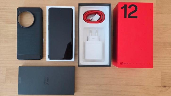OnePlus 12 // 512GB // 16GB RAM // sous garantie !, Télécoms, Téléphonie mobile | Marques Autre, Enlèvement ou Envoi