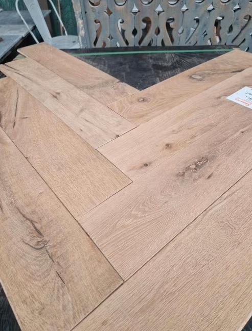 SCHERPE ACTIE! VISGRAAT VLOEREN, GEBORSTELD GEOLIED!!, Ophalen, Nieuw, Hout