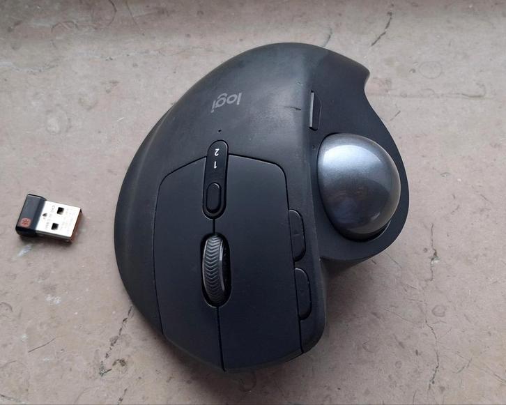 Logi mx ergo nouveau prix 155 euros maintenant 50 euros, Informatique & Logiciels, Souris, Utilisé, Trackpad, Sans fil, Ergonomique