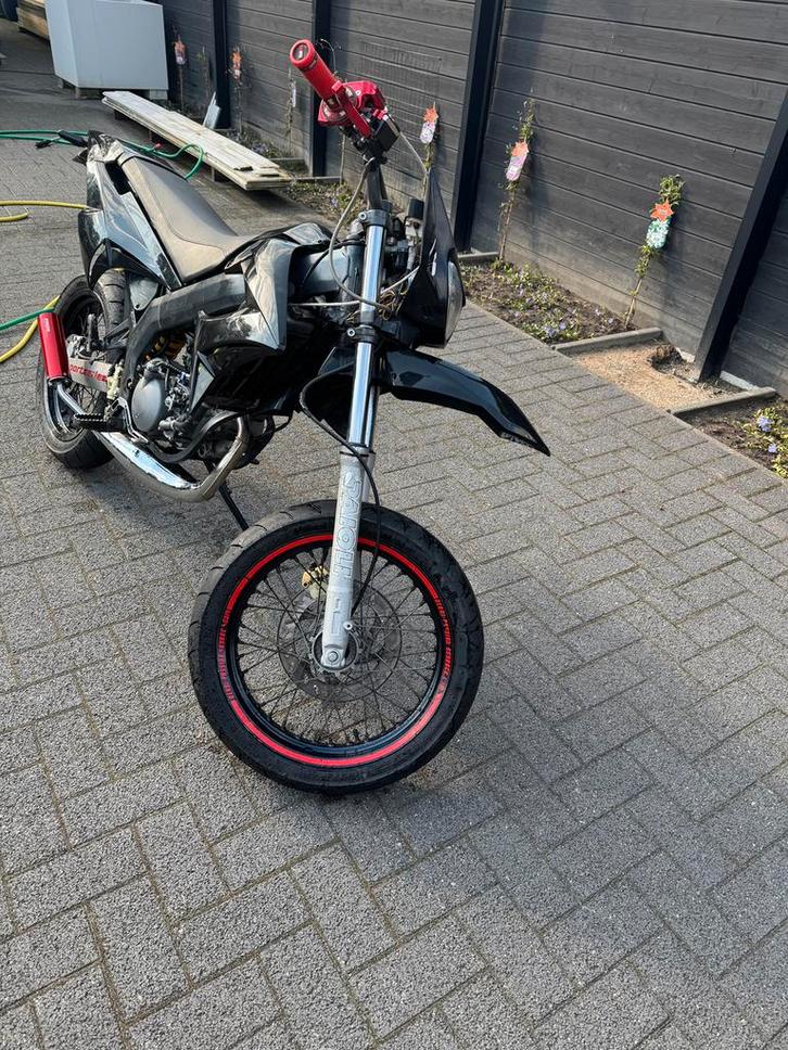 Derbi senda xtreme 50cc, Fietsen en Brommers, Brommers | Derbi, Gebruikt, Klasse B (45 km/u), Ophalen