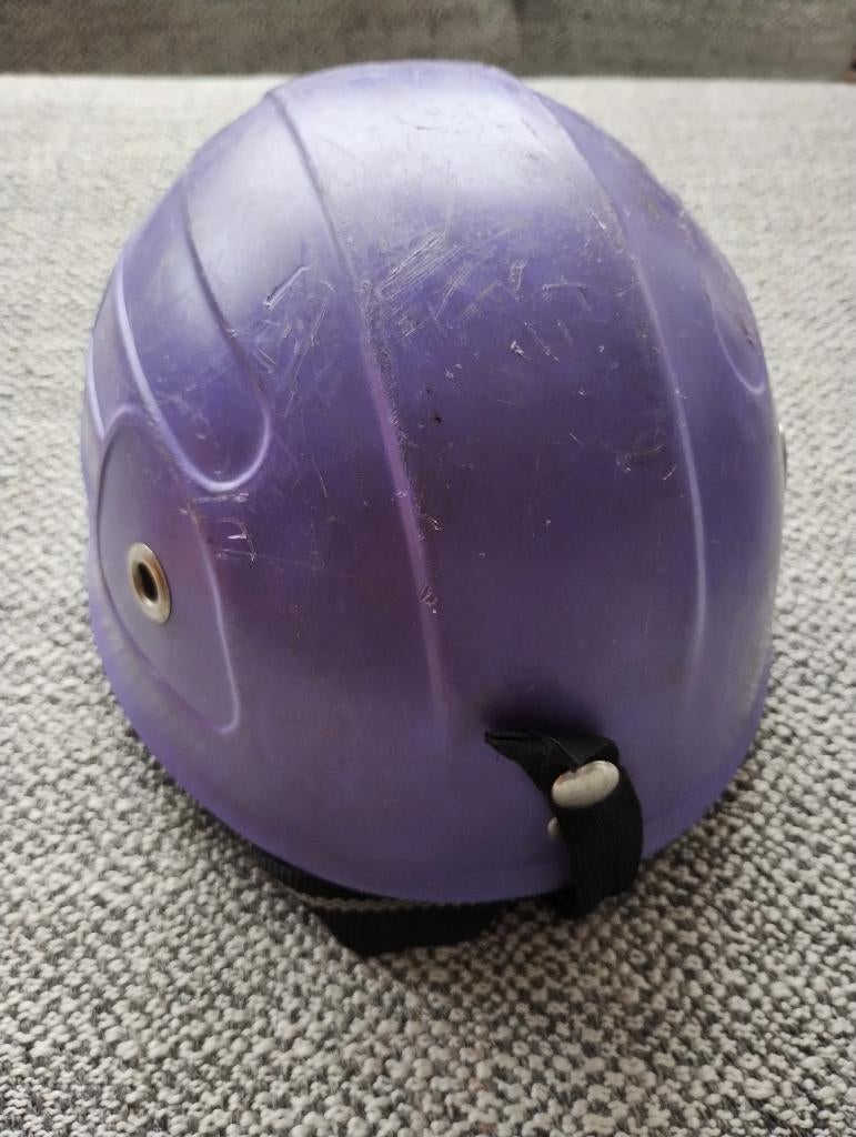 Klimhelm paars maat volwassene met klein hoofd, Sport en Fitness, Klimsport, Ophalen, Gebruikt, Klimsport-accessoire