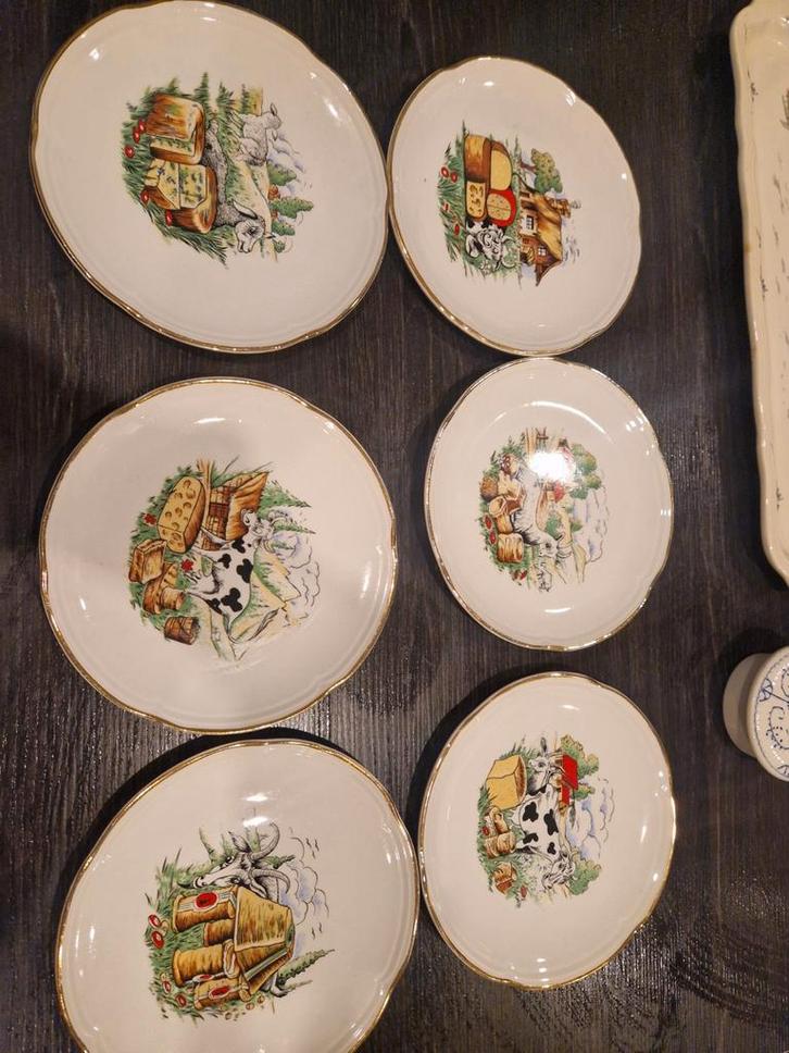 Set assiettes fromage vintage faience, Antiquités & Art, Antiquités | Services (vaisselle) pièces, Enlèvement ou Envoi