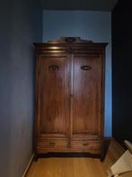 Antieke (kleer)kast, Ophalen