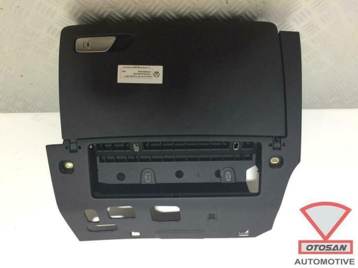 bo te gants audi a3 8v s3 facelift 2017 8v5880302a, Autos : Pièces & Accessoires, Tableau de bord & Interrupteurs, Audi, Utilisé