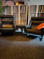 Vintage design relax 2 stuks + voetbankje, Ophalen, Zo goed als nieuw