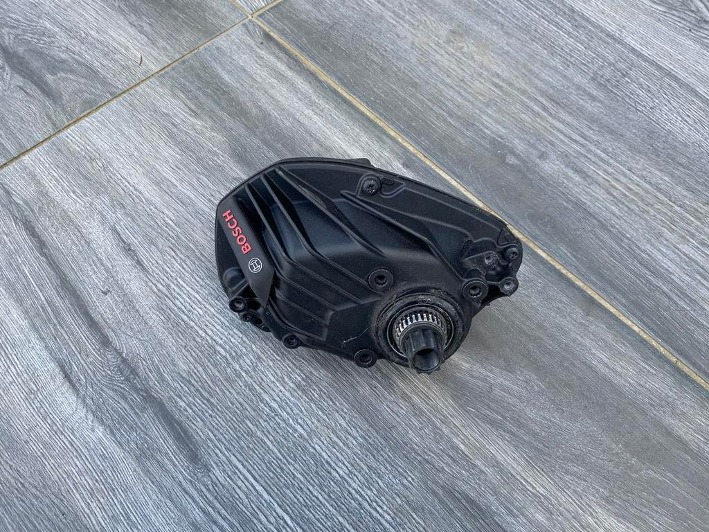 Bosch motor 4 gener 4000km werkt niet meer.vaste prijs100, Ophalen, Zo goed als nieuw