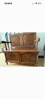 Banc qui fait coffre, Enlèvement