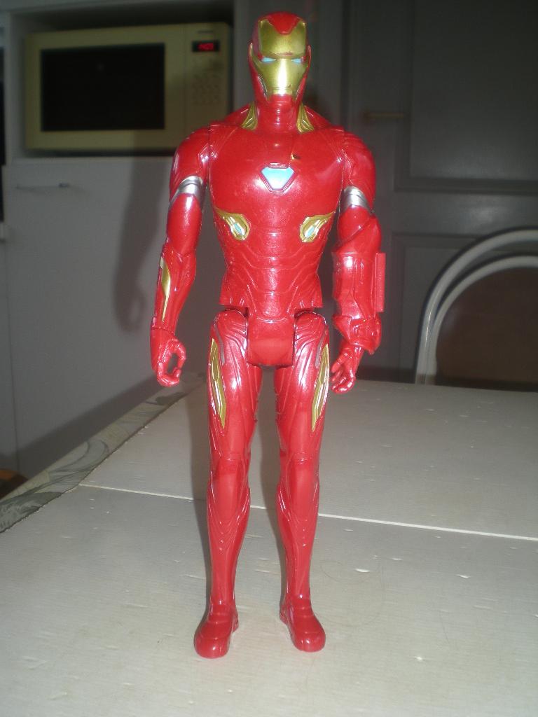 iron man, Enlèvement ou Envoi, Comme neuf