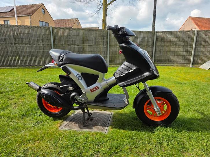 Gilera ice, Vélos & Vélomoteurs, Scooters | Piaggio, Classe B (45 km/h), Deux-temps, Enlèvement