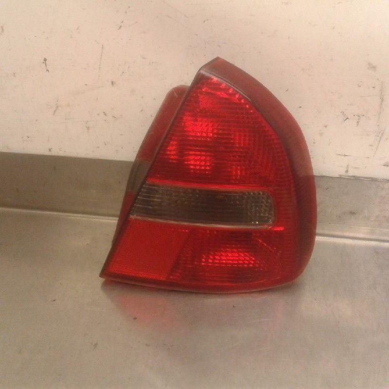 ACHTERLICHT RECHTS Mitsubishi Carisma (01-1995/06-2006), Gebruikt, Mitsubishi