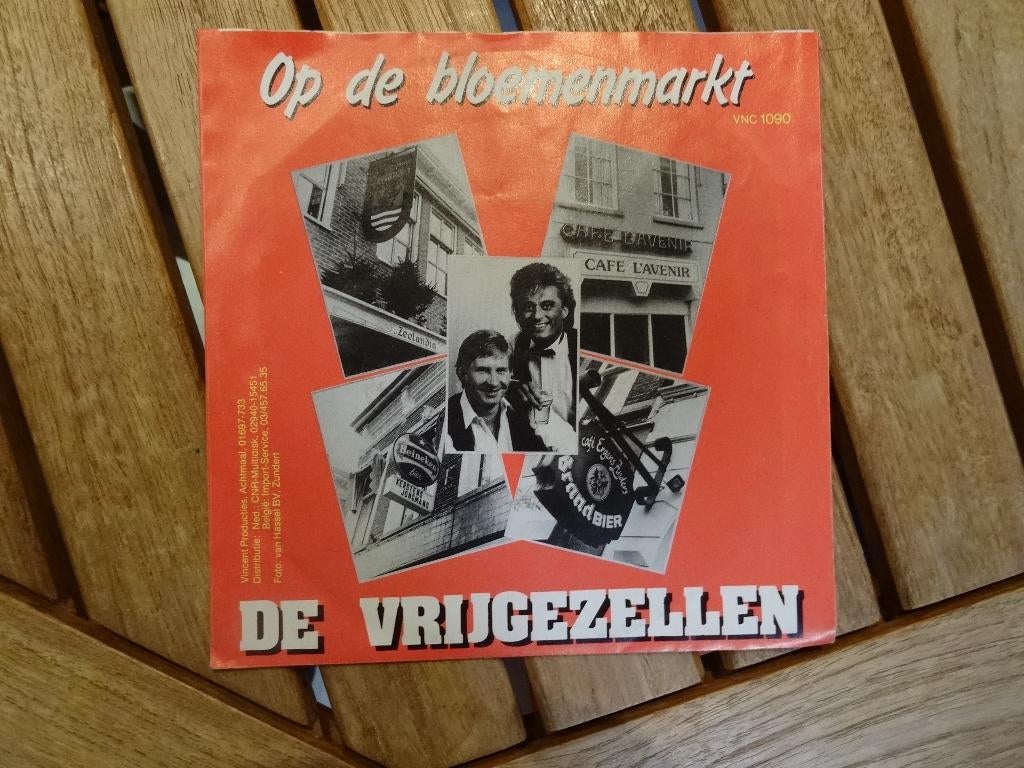 De vrijgezellen wij zijn de vrijgezellen, Ophalen of Verzenden, Zo goed als nieuw, Levenslied of Smartlap