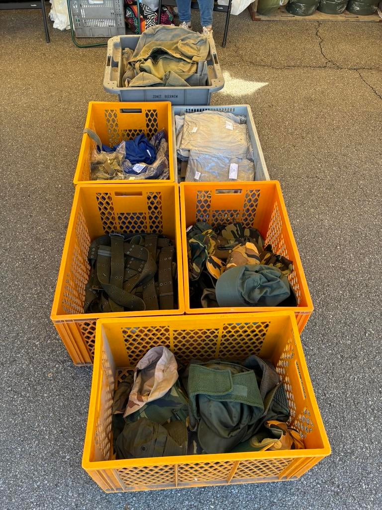 Legermateriaal, Ophalen