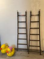Decoratieve dubbele oude ladder, Ophalen, Gebruikt, Ladder, 2 tot 4 meter