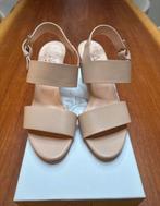 AGL sandalen - maat 38 - nieuwstaat, Vêtements | Femmes, Chaussures, Enlèvement ou Envoi, Comme neuf, Beige