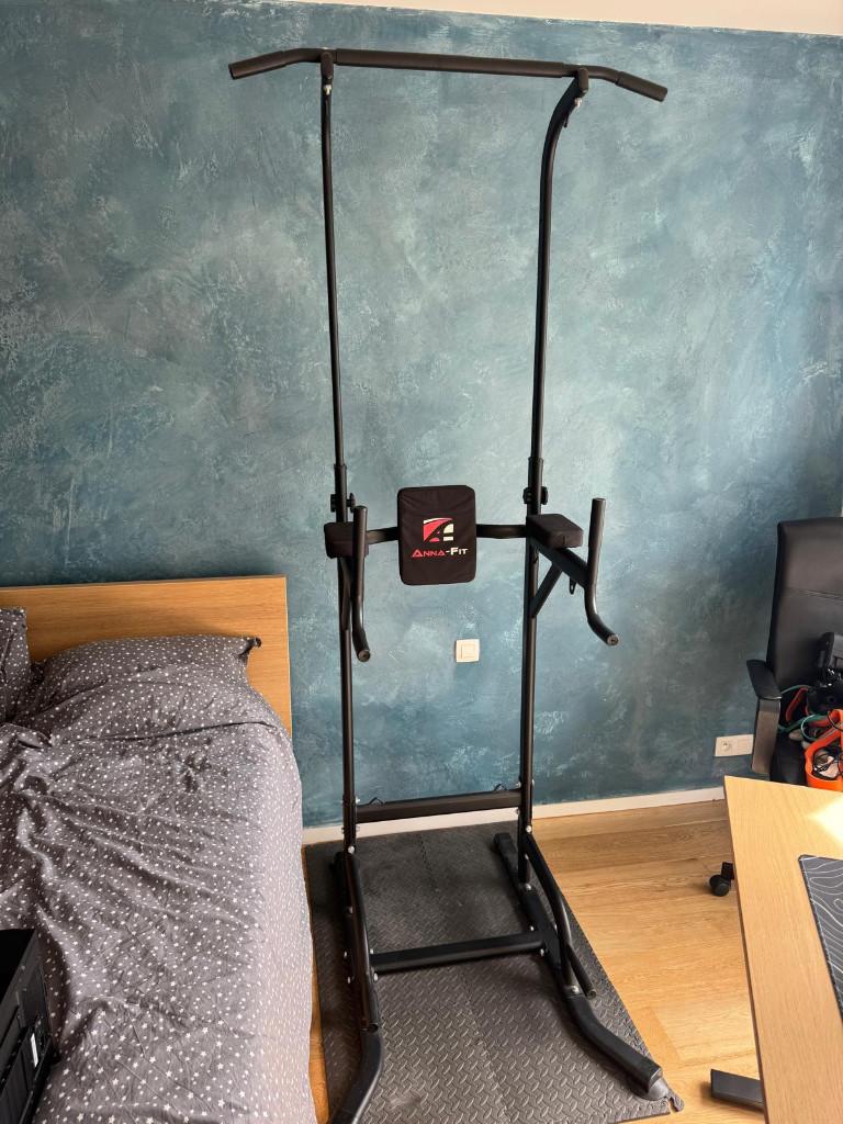 Chaise romaine, Enlèvement, Comme neuf, Noir, Matériel