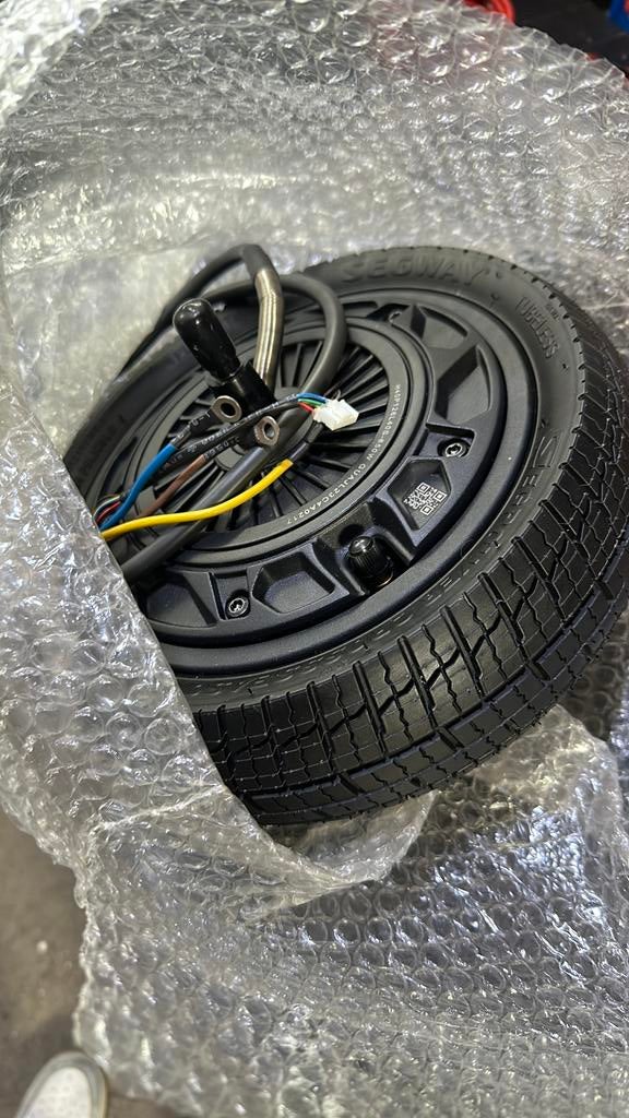 Nieuwe Ninebot P100-motor, Ophalen