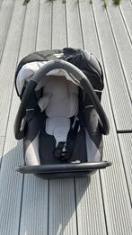 Siège auto pour bébé marque bébé confort, Enfants & Bébés, Enlèvement, Comme neuf, Autres marques, Ceinture de sécurité ou Isofix